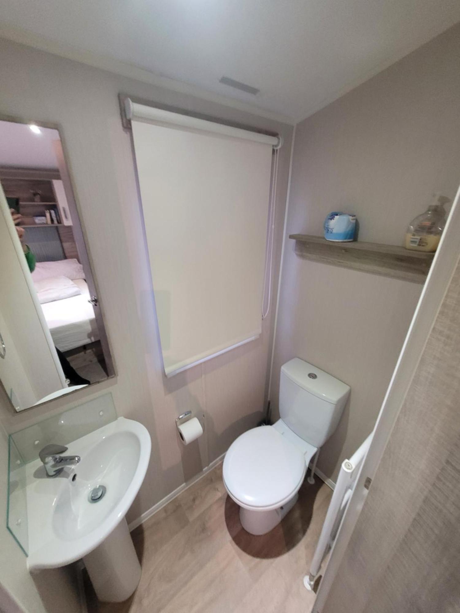 A22 Unity Beach Holiday Resort Unity Brean Sleeps 8 People 3 Bedrooms 1 Pet Stays Free Berrow 外观 照片