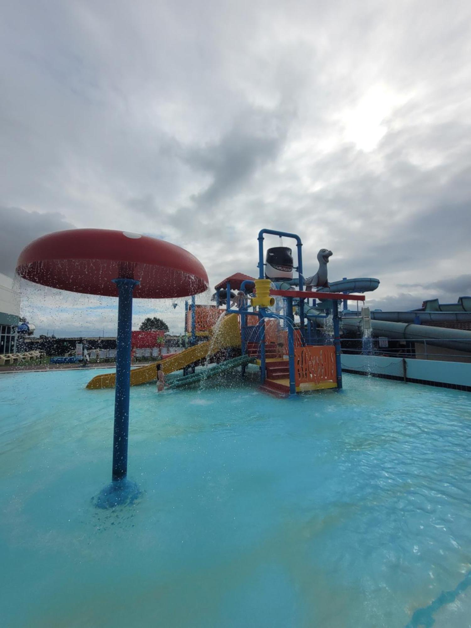 A22 Unity Beach Holiday Resort Unity Brean Sleeps 8 People 3 Bedrooms 1 Pet Stays Free Berrow 外观 照片